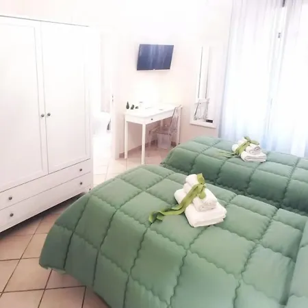 Bed and breakfast B&B I Pini 3*